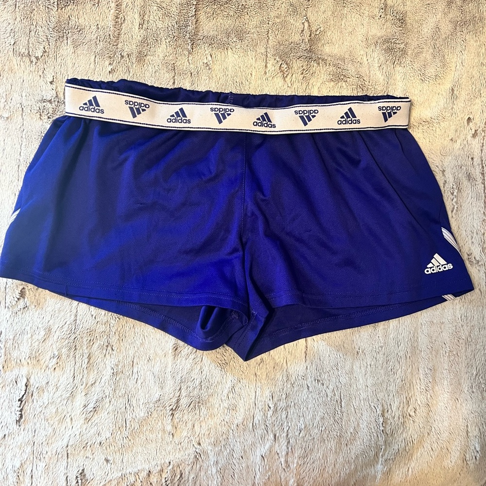 Adidas jersey material shorts - Picture 6 of 9